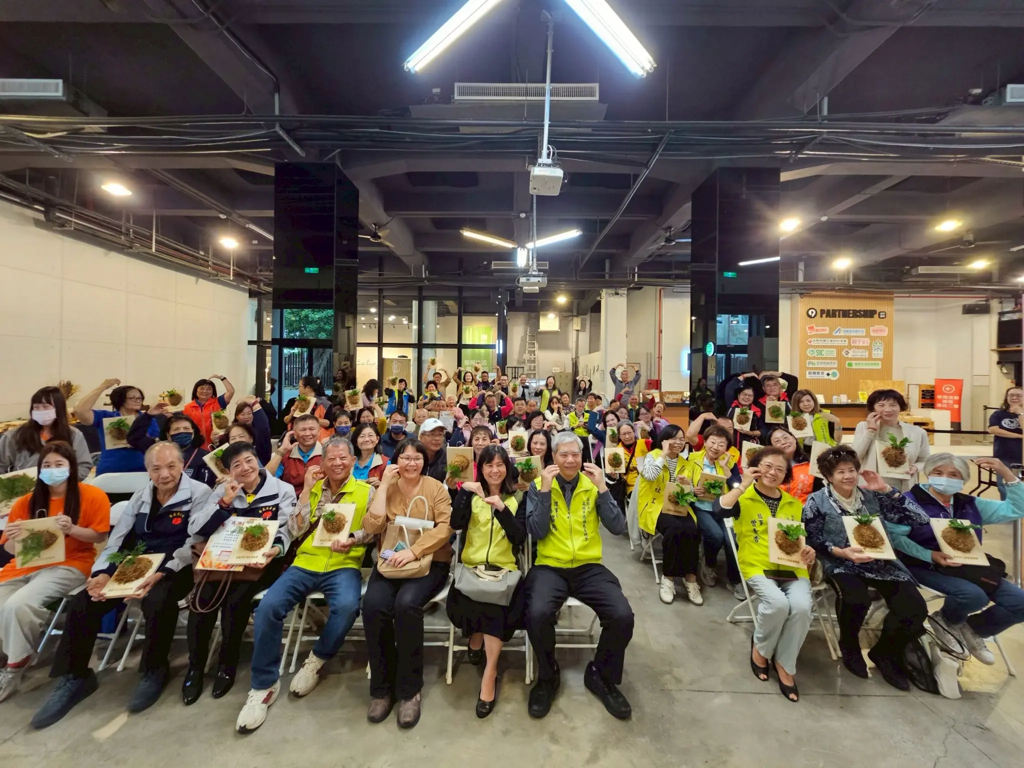 591979154 1275661384598691 3200733434342004591 N