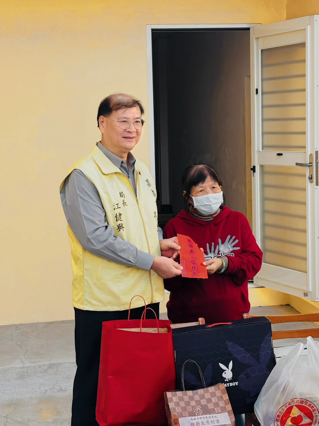 606469992 1297222229109273 84330005856004820 N